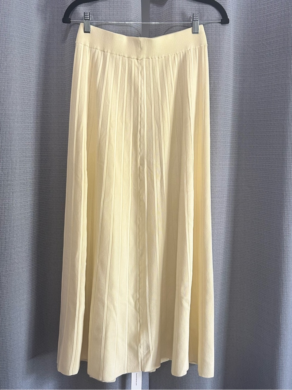 Commense Light Yellow Ribbed Knit Maxi Skirt - Picture 6 of 9